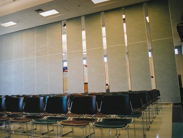 moderco-folding-walls-and-accordion-partitions_01