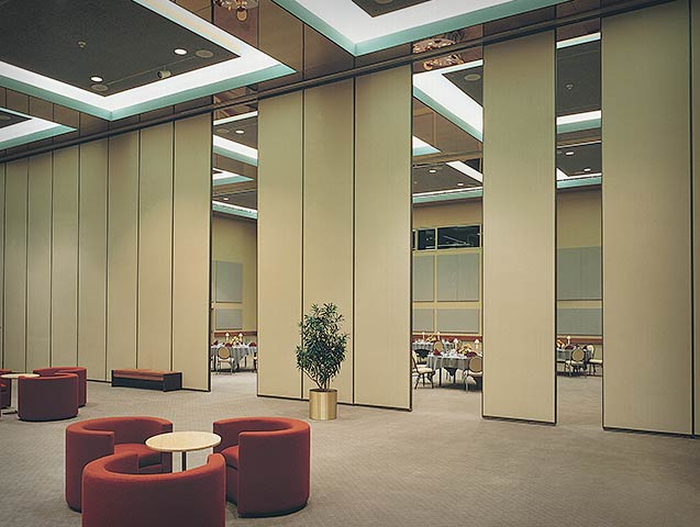 panelfold-folding-walls-and-accordion-partitions_01